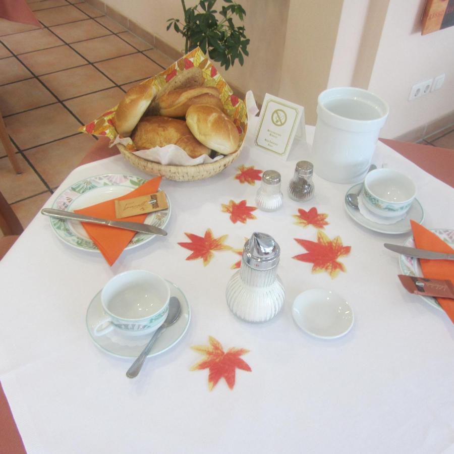 Hotel Angermeier Garni Ехінґ Екстер'єр фото